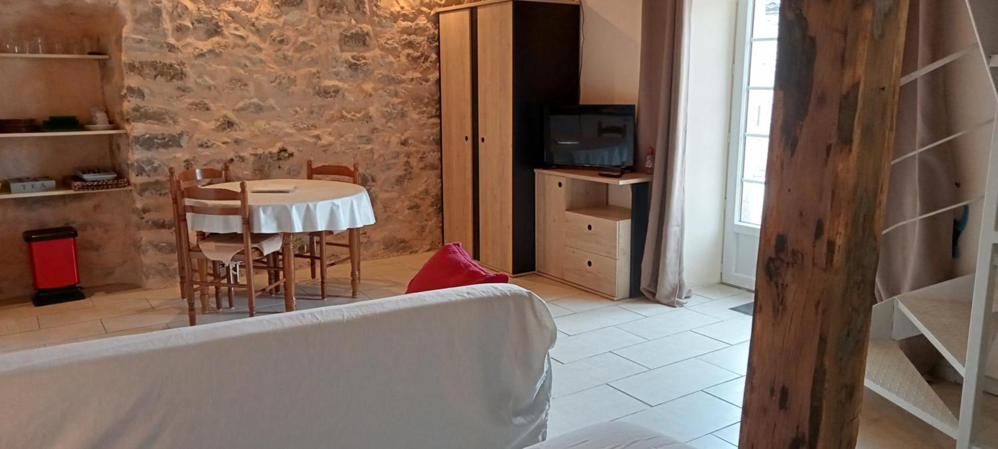 Bed and Breakfast La Dame Blanche Saint-Maurice-d'Ibie Экстерьер фото
