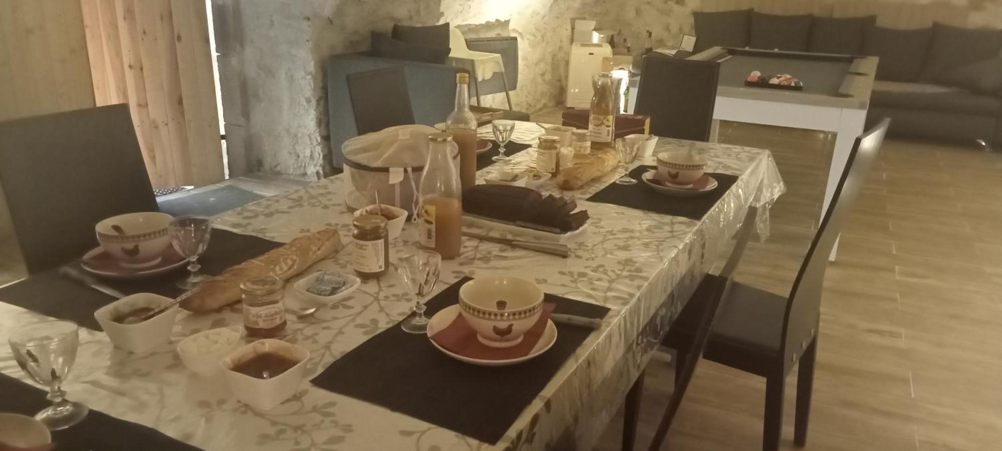Bed and Breakfast La Dame Blanche Saint-Maurice-d'Ibie Экстерьер фото